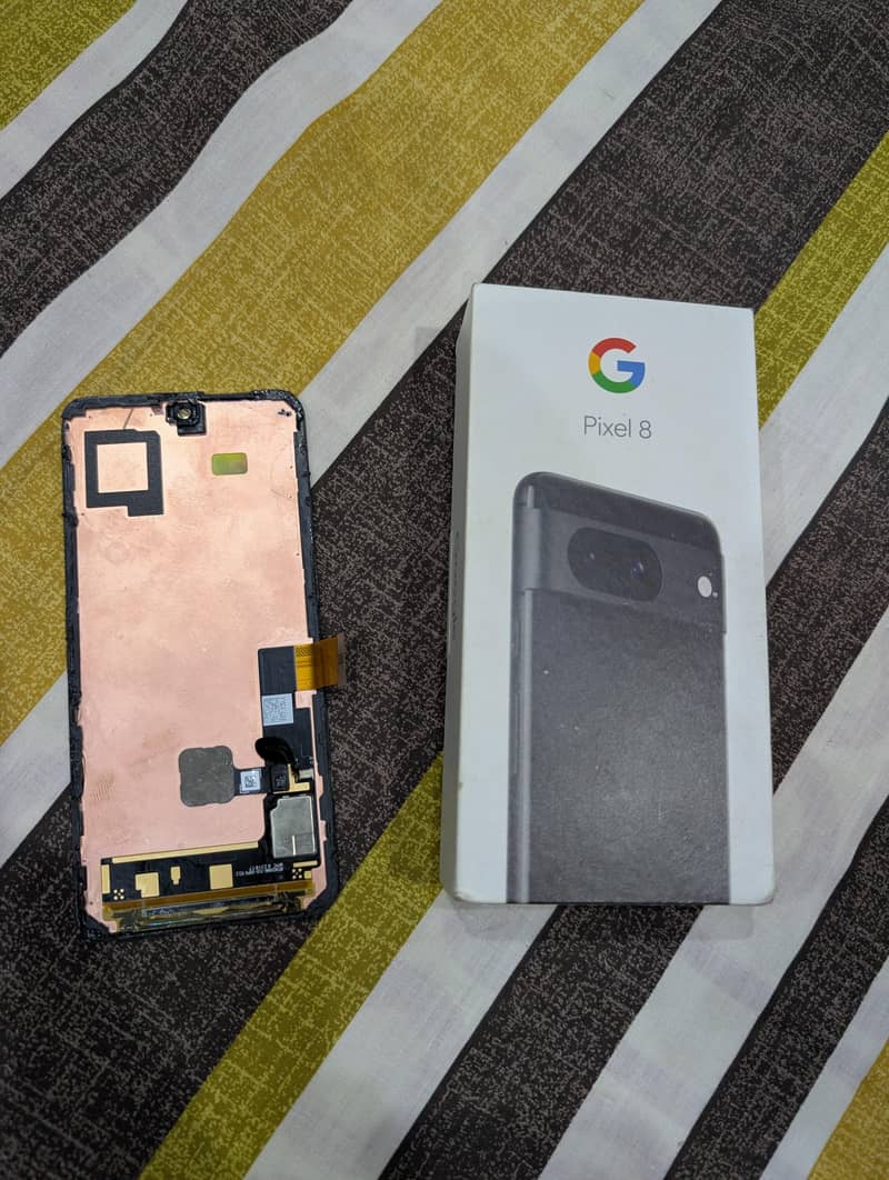 Pixel 8 Original Screen replacement panel 1