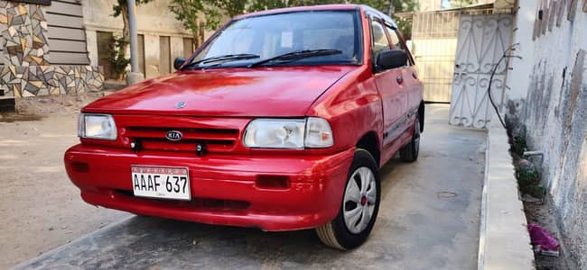 Kia Classic 2000  best for family Mehran ki qimat m sedan car. . .