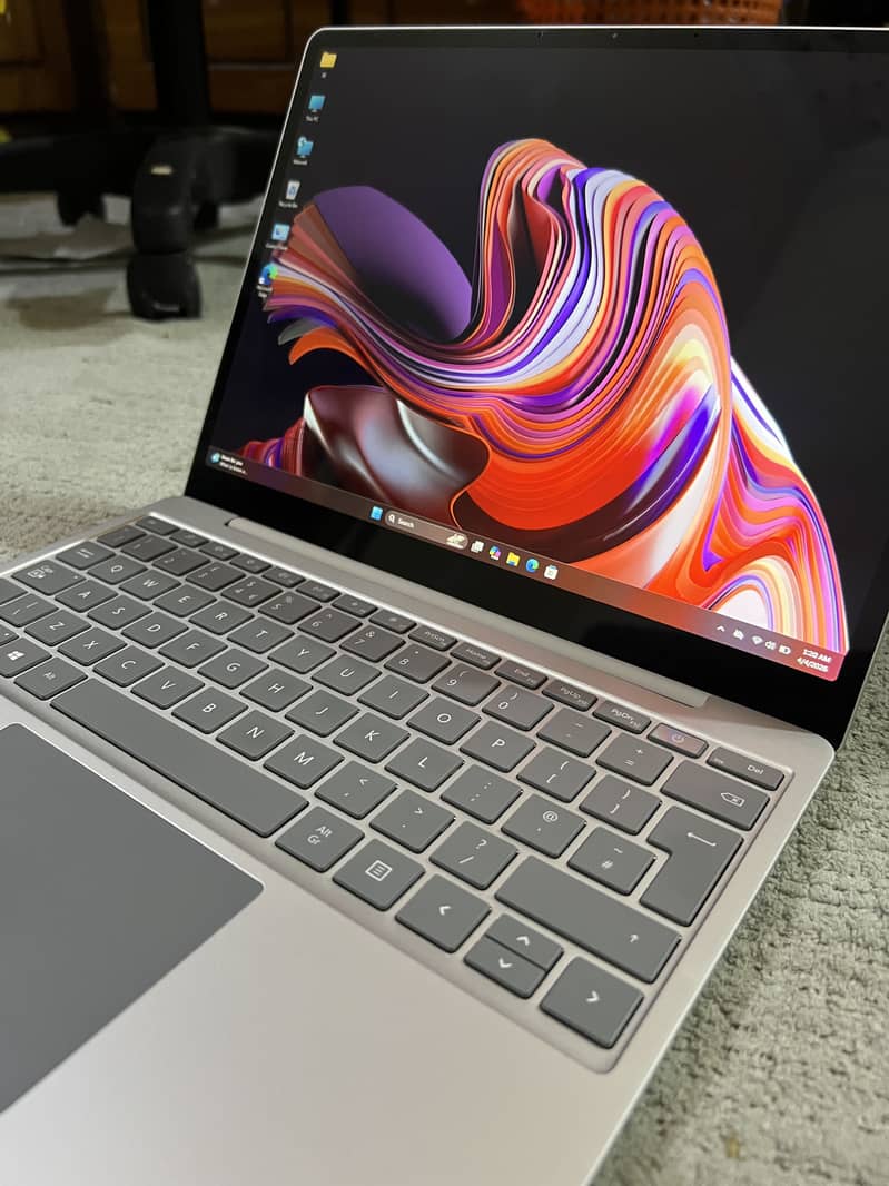 Microsoft Surface Go 0