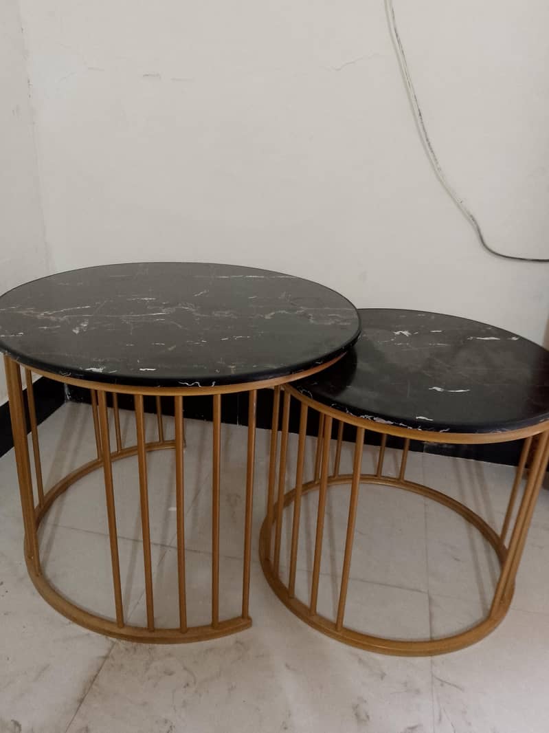 Center Table/Coffee Table 0