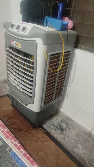 Air cooler new 1 day used with power supply
