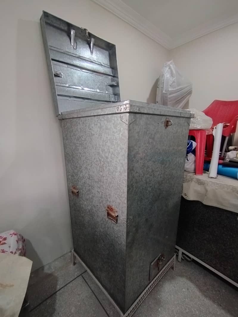 grain storage box 0