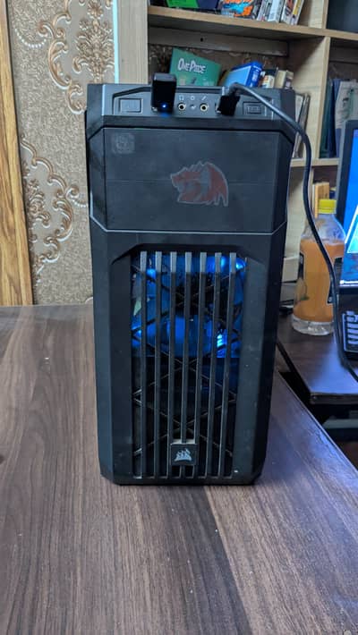 Gaming PC Case Corsair SPEC + 3 RGB Fans, Controller Hub & Remote