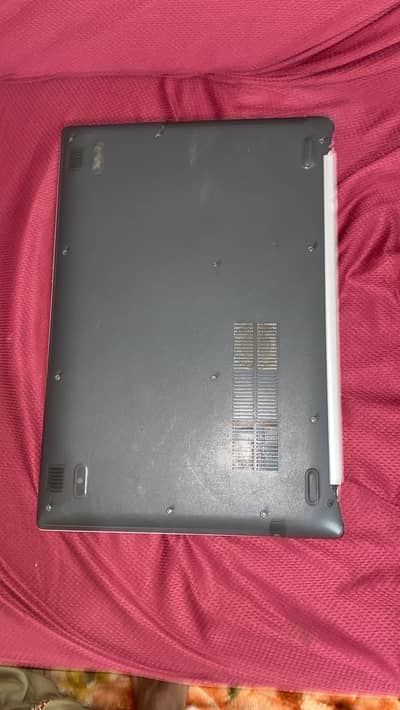 Lenovo Core i3 7th Gen Laptop with Charger | Read Description