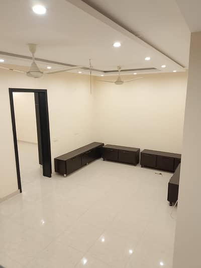 10 Marla Neat and Clean House For Rent