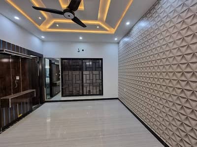 10 Marla House For Rent Beautiful & Spacious Gulbahar Block Bahria Town Lahore