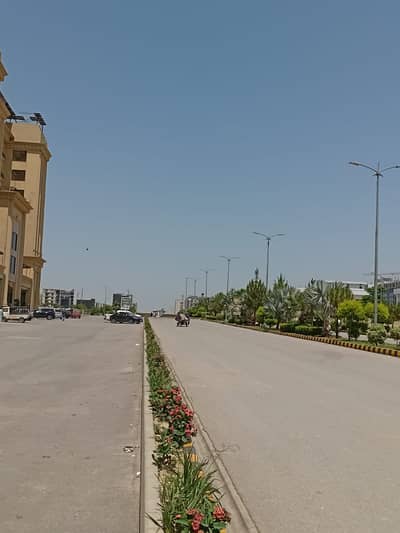 B Block One Kanal Plot Available With Ideal Location Near Mosque,Park &Amp; Market