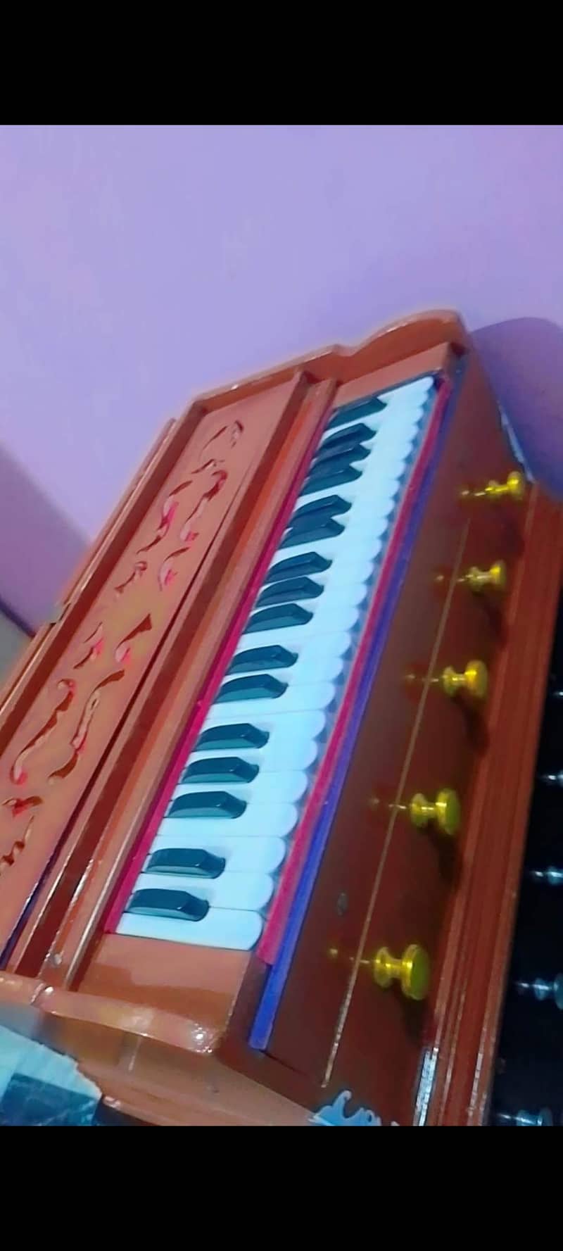 harmonium 4