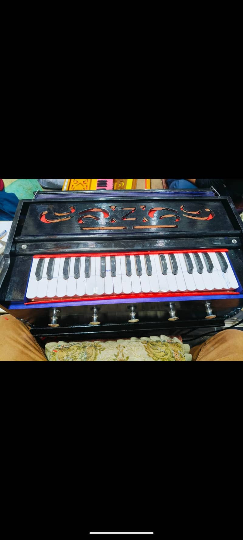 harmonium 9