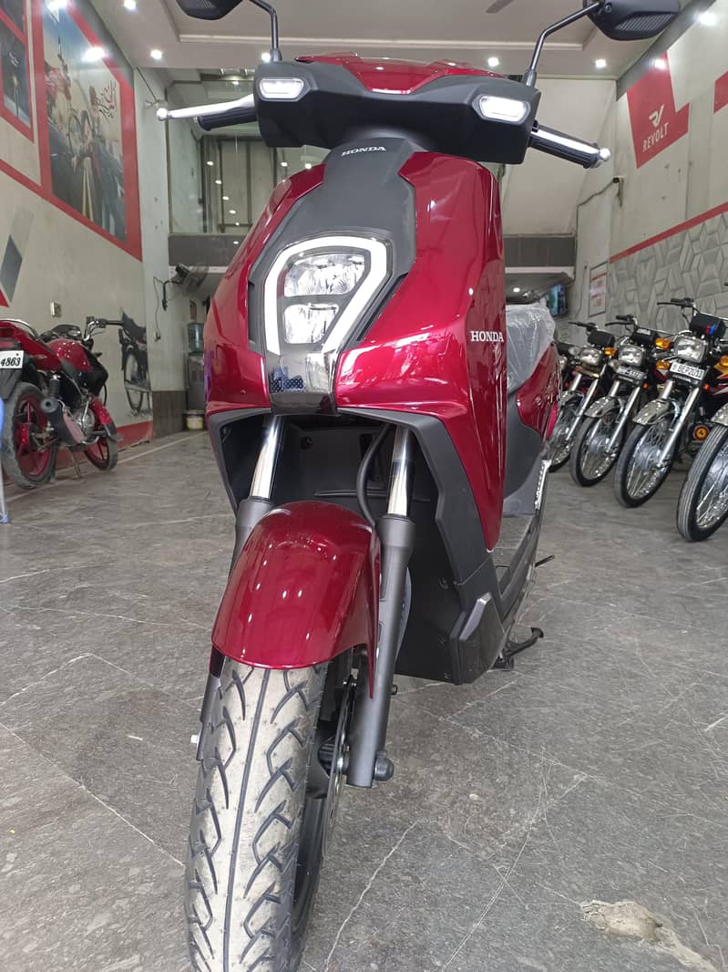 Honda ICON e zero 0
