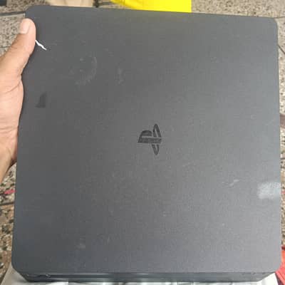 playstation 4/ 500GB/ WORKING CONDITION