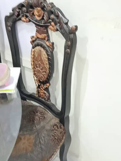 Asali diar wooden table with four chairs