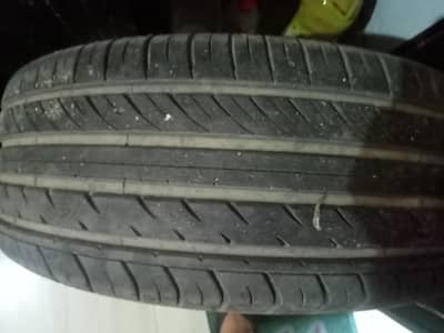 215/55/17 slightly used tyres like brand new