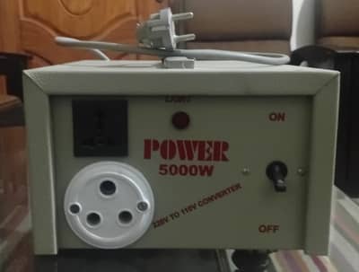Powerful 5000W Voltage Stabilizer – Reliable Protection for Your Appli