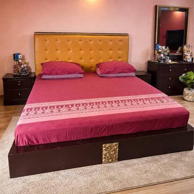 King Size Bed, Side Tables and Dressing Table
