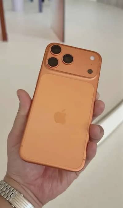 Iphone 17 pro max 80 cycle factory unlock