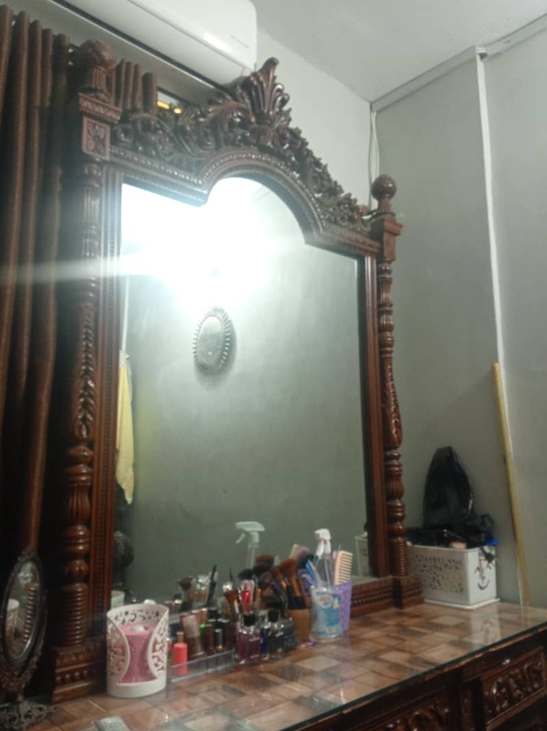 chiniot dressing table 0