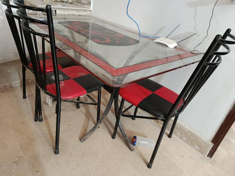 Dinning Table 0