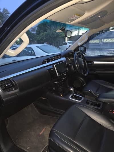 just like a new two piece touch for hidden some scratches 03150040006