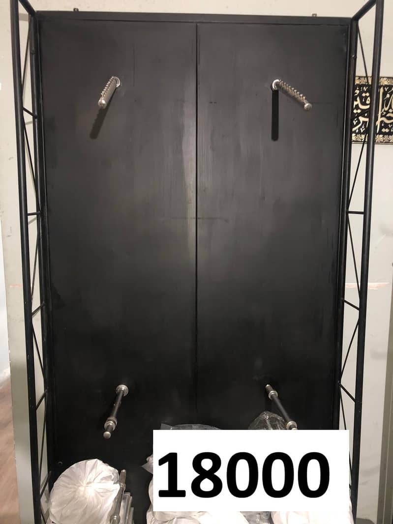 Hanging stand single and Solid hanging stand 1