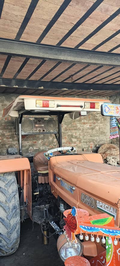 چھت سیل کرنی ہے