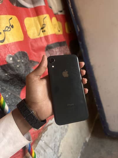 iPhone XR 128GB Non PTA – Factory Unlock, Face ID OK