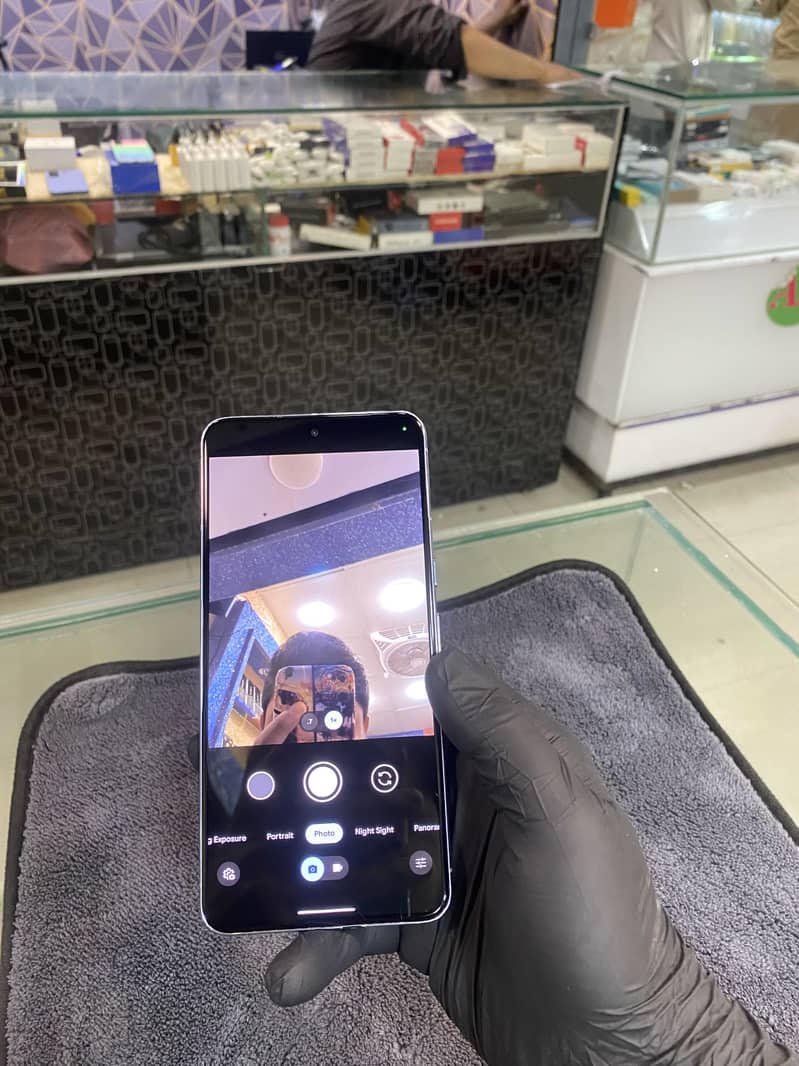 GOOGLE PIXEL 8PRO APPROVED 3