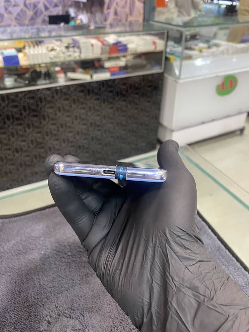 GOOGLE PIXEL 8PRO APPROVED 7