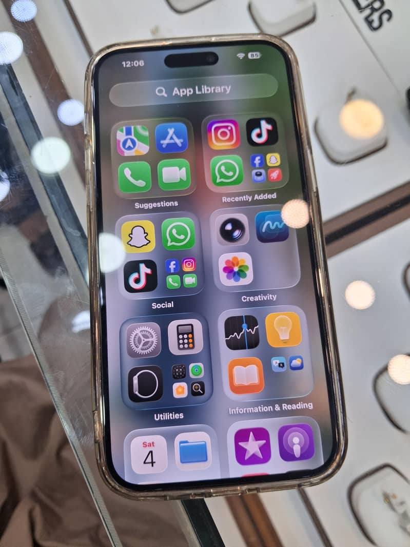 IPhone 14 Pro Max 256GB  89% Battery Health 4