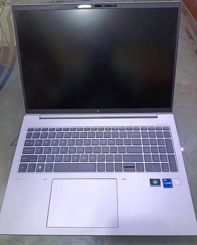 HP ZBOOK 16 FIREFLY G9, With Graphic Card