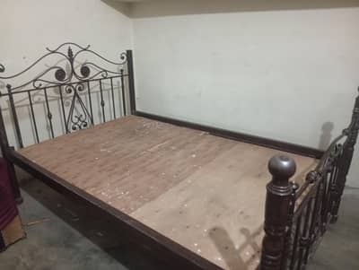 iron bed
