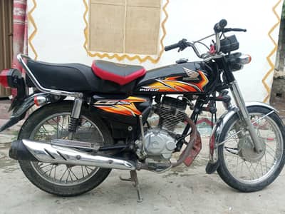 Honda 125 bike Motar cycle