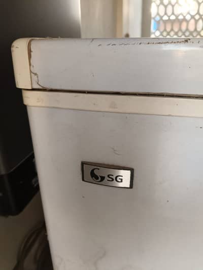 Deep Freezer for Sale – Excellent Condition