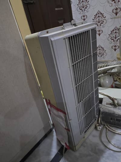 Chiller in working condition