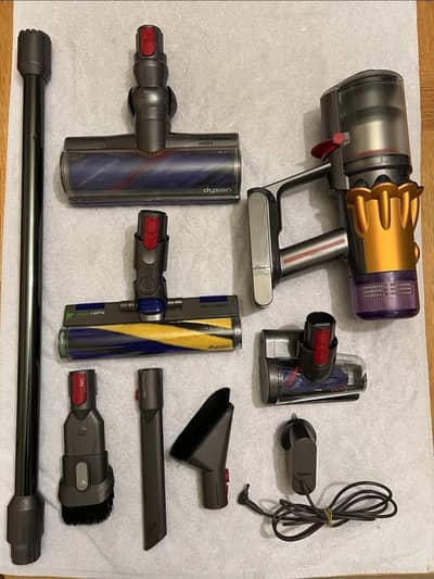 DYSON V12 DETECT ABSOLUTE DIGITAL ORIGNAL VACUUM CLEANER Heads, tools,