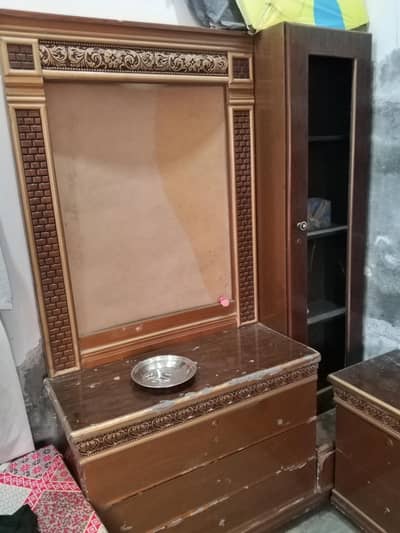 urgent sale all ok h bed nat bold wali plates lagny h bs