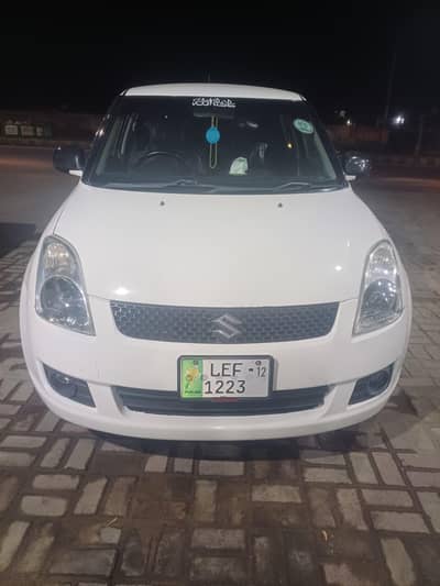 SUZUKI SWIFT 2012 DLX