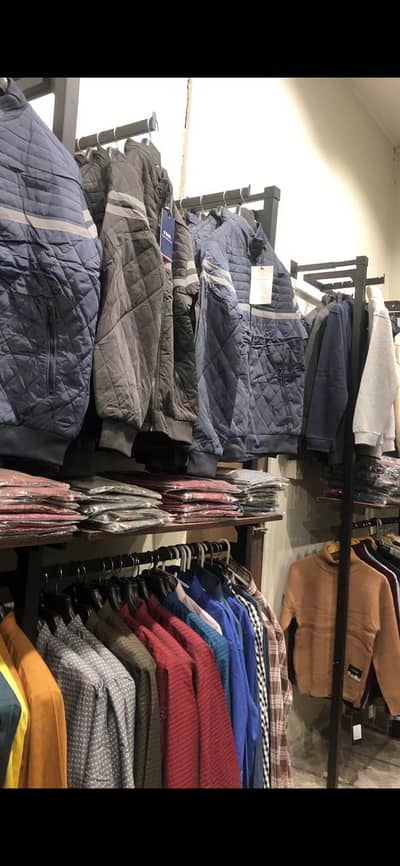 Four sides hanging stand, hangers and dummies