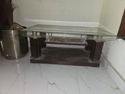 7 seater sofa with center table