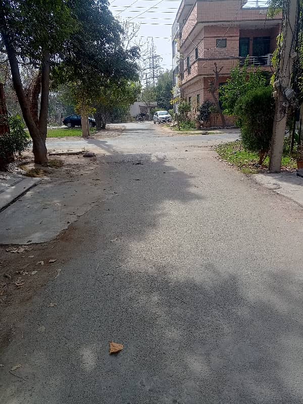 10مرلہ پلاٹ برائے سیل خیابان آمین لاھور 0
