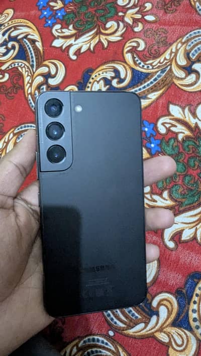Samsung S22 condition 10by8 (8gb_128gb pta approved c. p box available