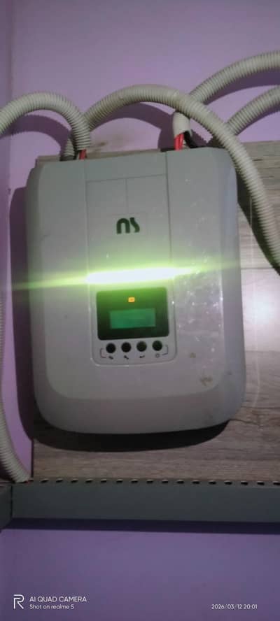 NS 1.8kW Solar Inverter – good Condition