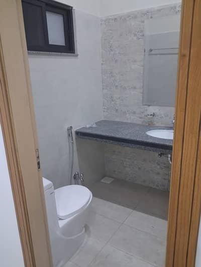 1 Kanal independent for office