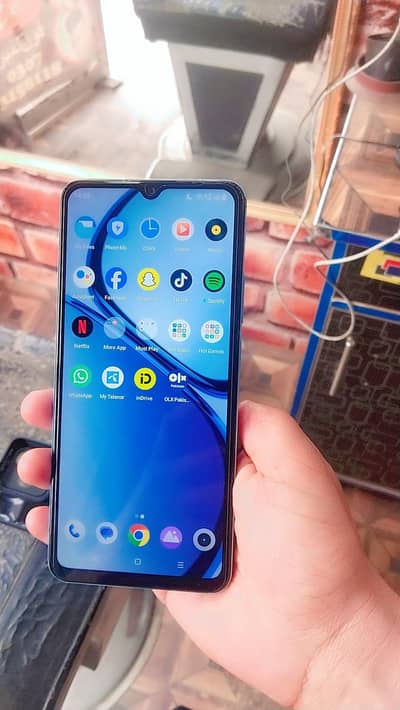 realme note 50 4+4/128 Exlecnt condition