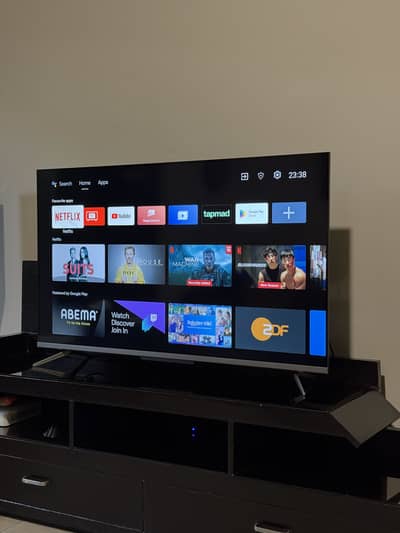 TCL Smart LED TV – Excellent Condition