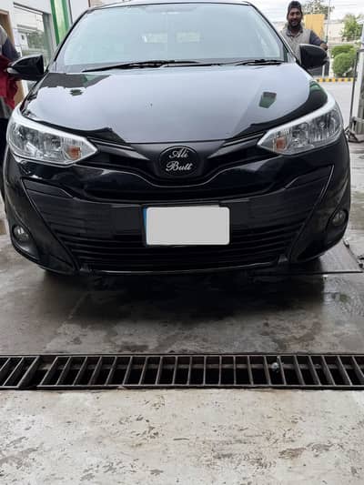 Toyota yaris 1.3 MT 2020