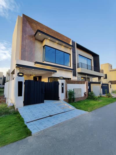 5 Marla House In Dha Phase 9 Town Block C Available For Rent