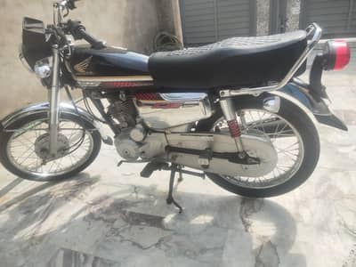 Honda 125cc bike self start 03214656666