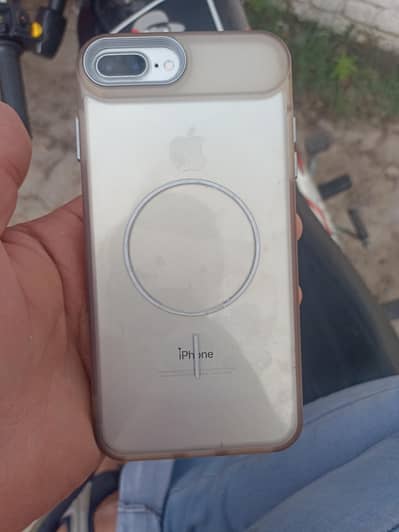 I phone 7plus official pta approved 128 GB all okay cntct[03086222556}