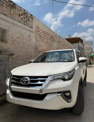 Toyota Fortuner 2.8 Sigma 4 | Mint Condition